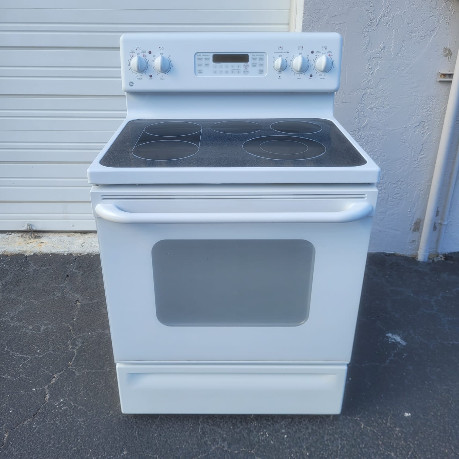 GE Electric Stove GE Electric Stove